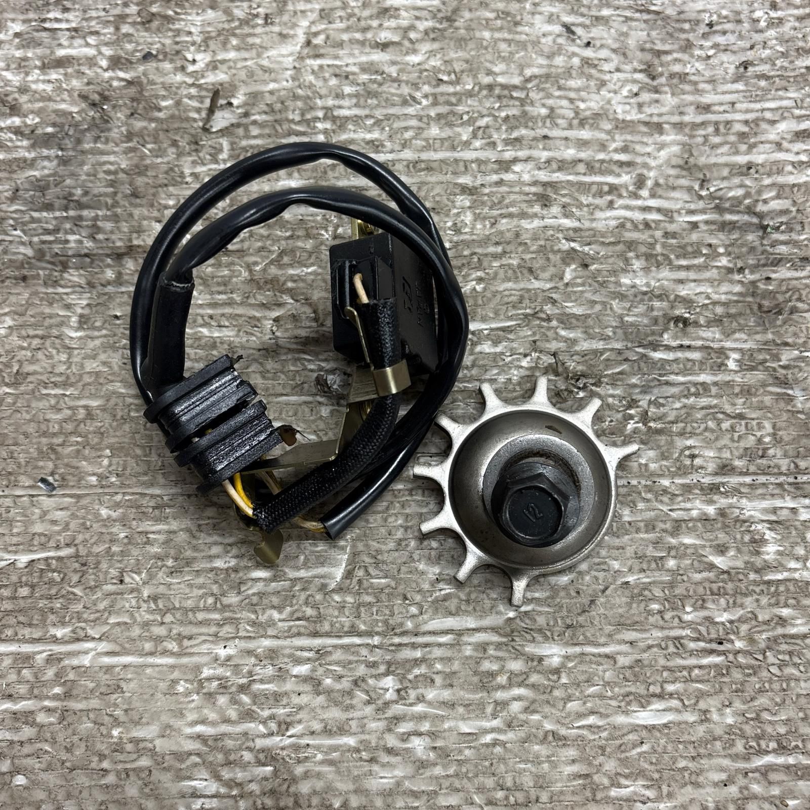 HONDA ホーネット250 MC31 ピックアップコイル ホンダ