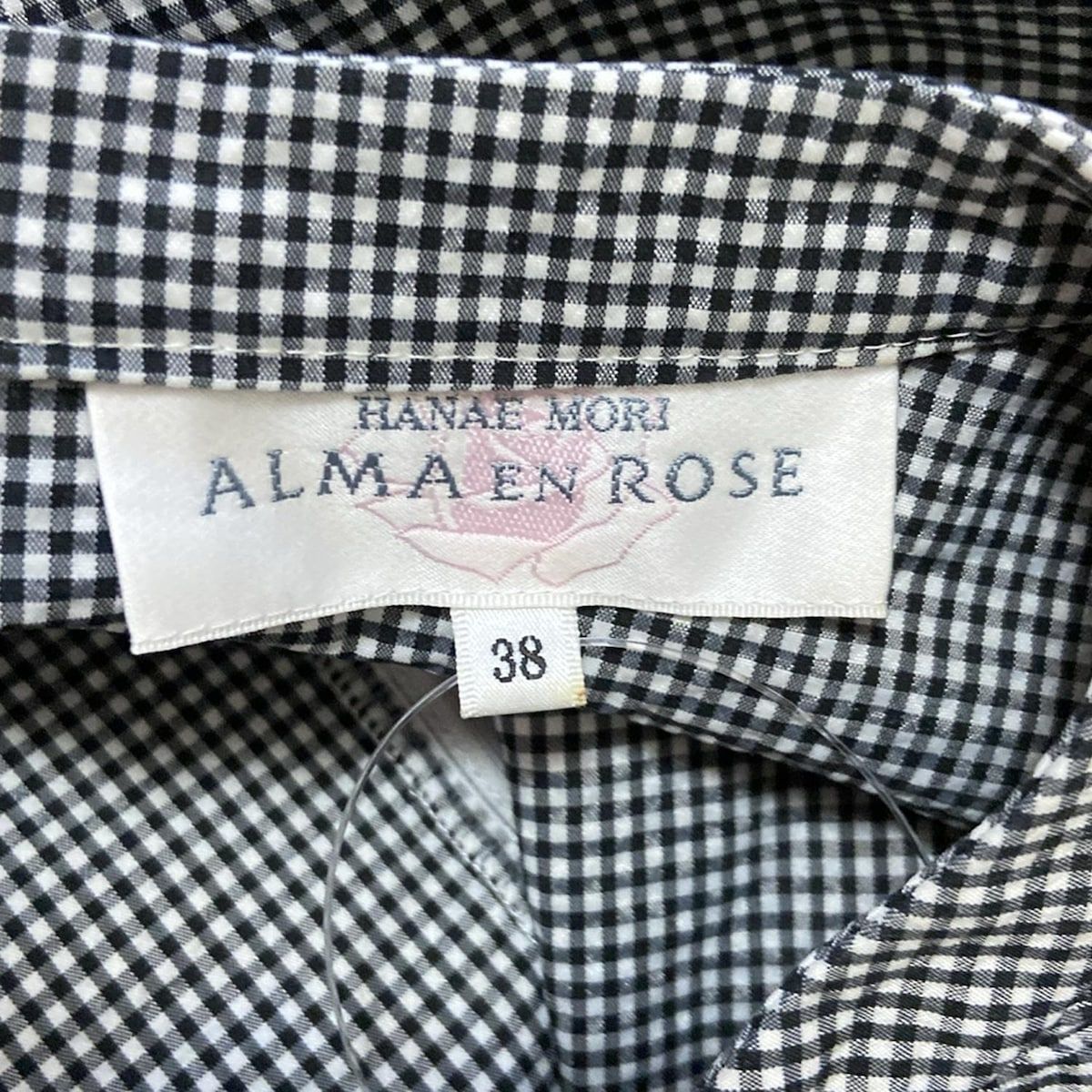 HANAE MORI ALMA EN ROSE（ハナエモリ アルマ・アン・ローズ）の
