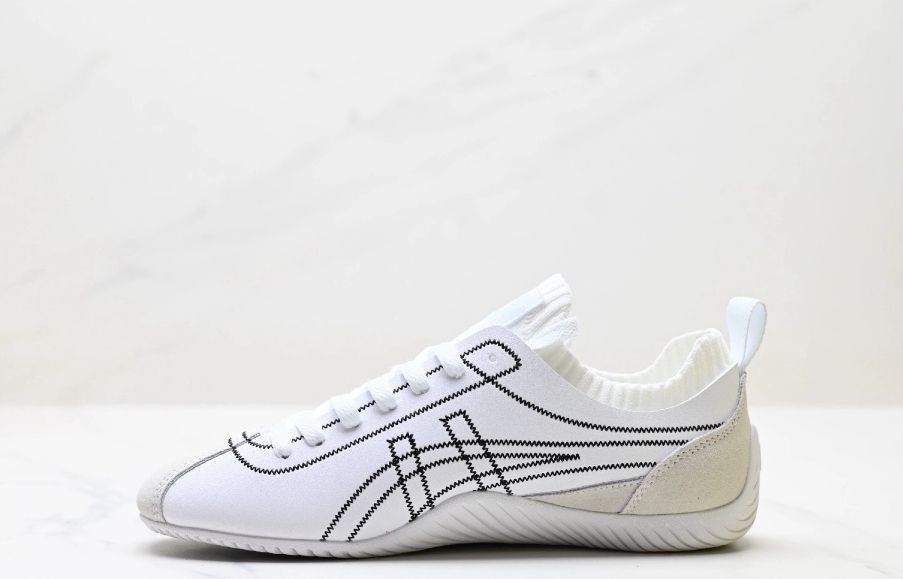 Onitsuka Tiger ホワイト スニーカー 新品 Onitsuka Tiger SCLAW ホワイト スニーカー ユニセックス