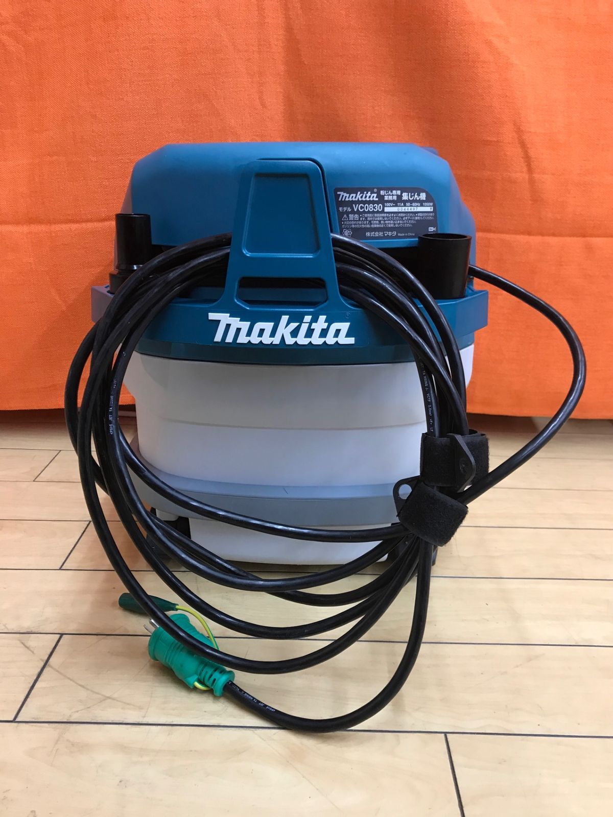 品 Makita マキタ 集じん機粉じん 8L VC0830 ITW01Y5VNQ6C エコツール小牧ｲﾝﾀｰ店 M02