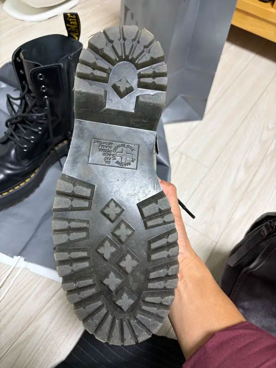  DR. MARTENS ドクターマーチン ジェイブン ほぼ ローファー ブーツ 革靴