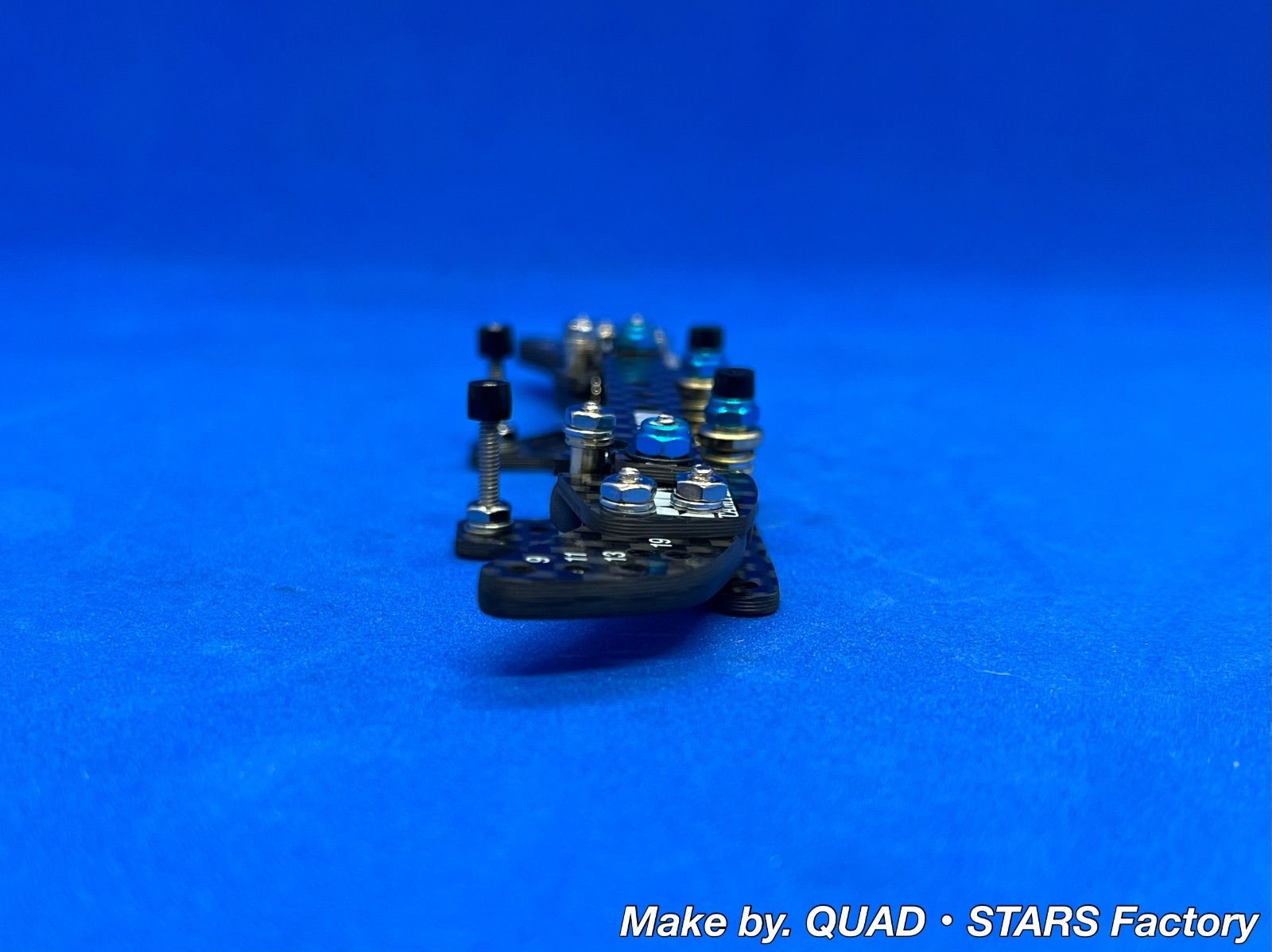 ミニ四駆・MSシャーシ用】2軸ATピボットバンパー＋1.5mm段下げ