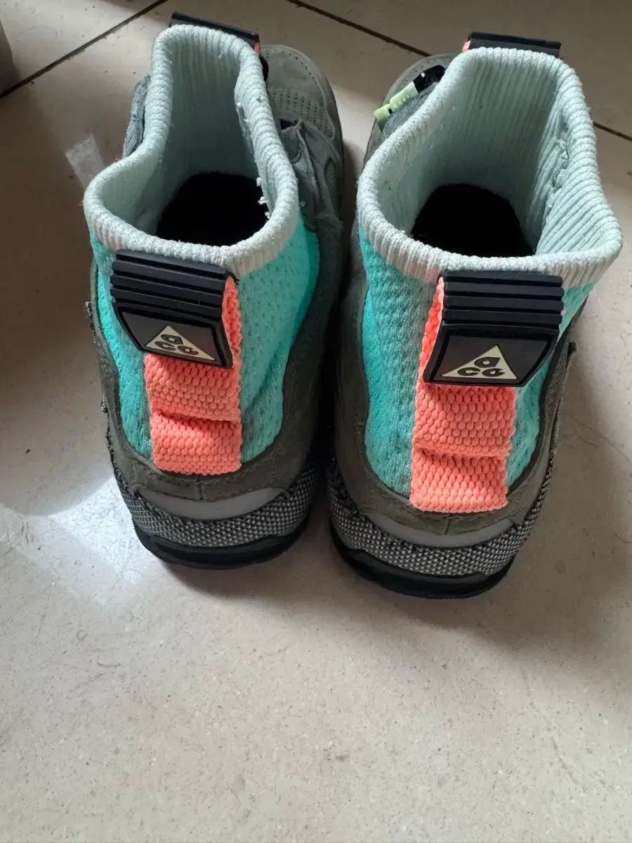 NIKE ナイキ