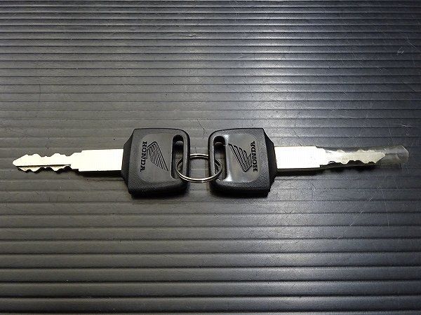 スーパーフォア