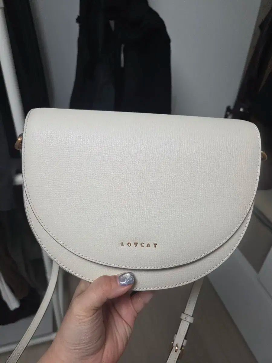 LOVCAT バンダル クロスバック クリームベージュ DECORATOM_COM_BR