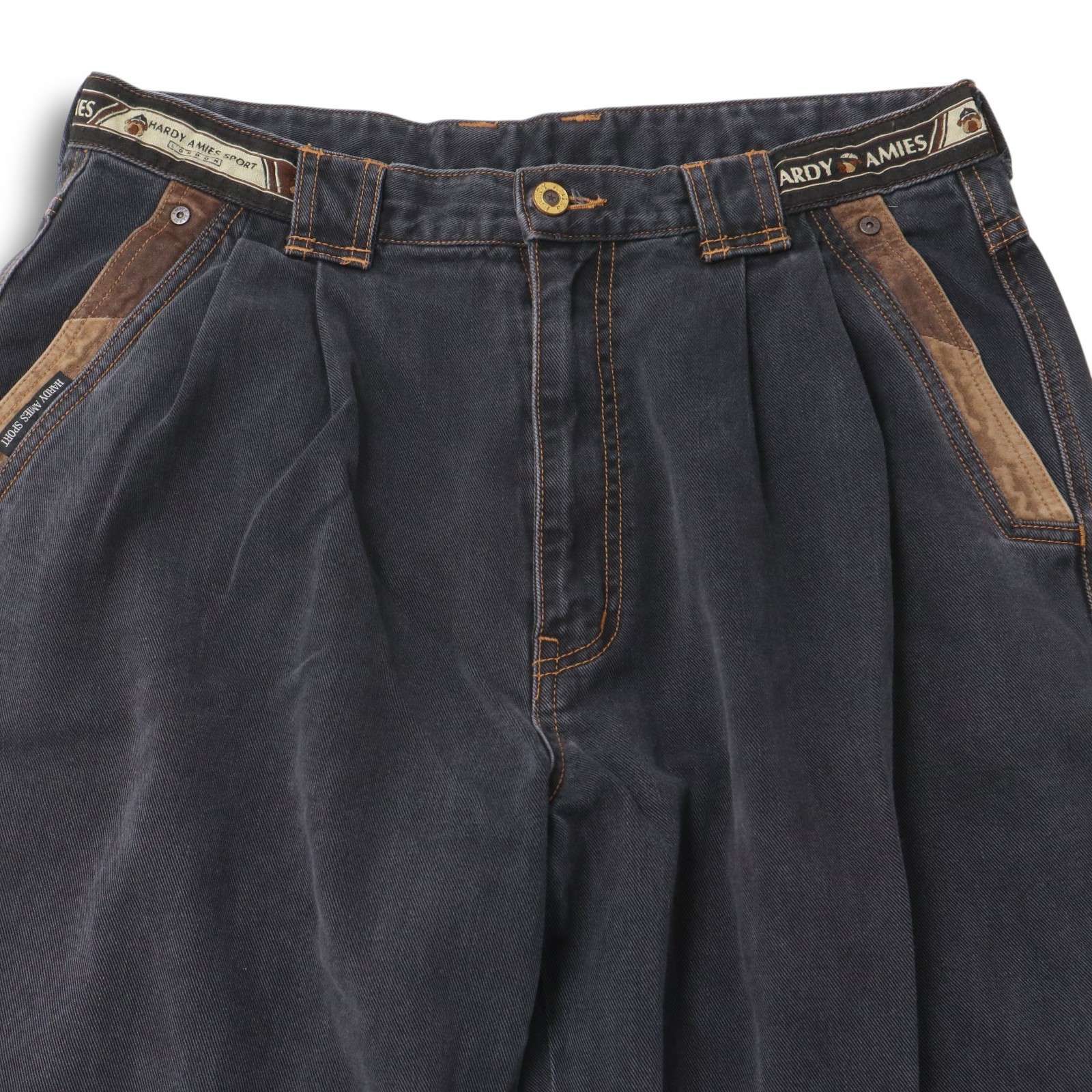 HARDY AMIES SPORT ハーディエイミス キャラクター刺繍☆ レーヨン