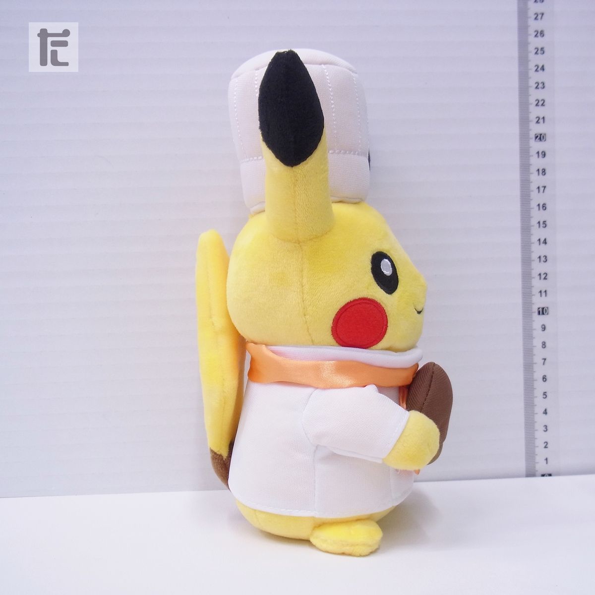 マンスリーピカチュウ　ぬいぐるみ　2015 9月 ポケモンセンター マンスリーピカチュウ ぬいぐるみ 2015年 9月