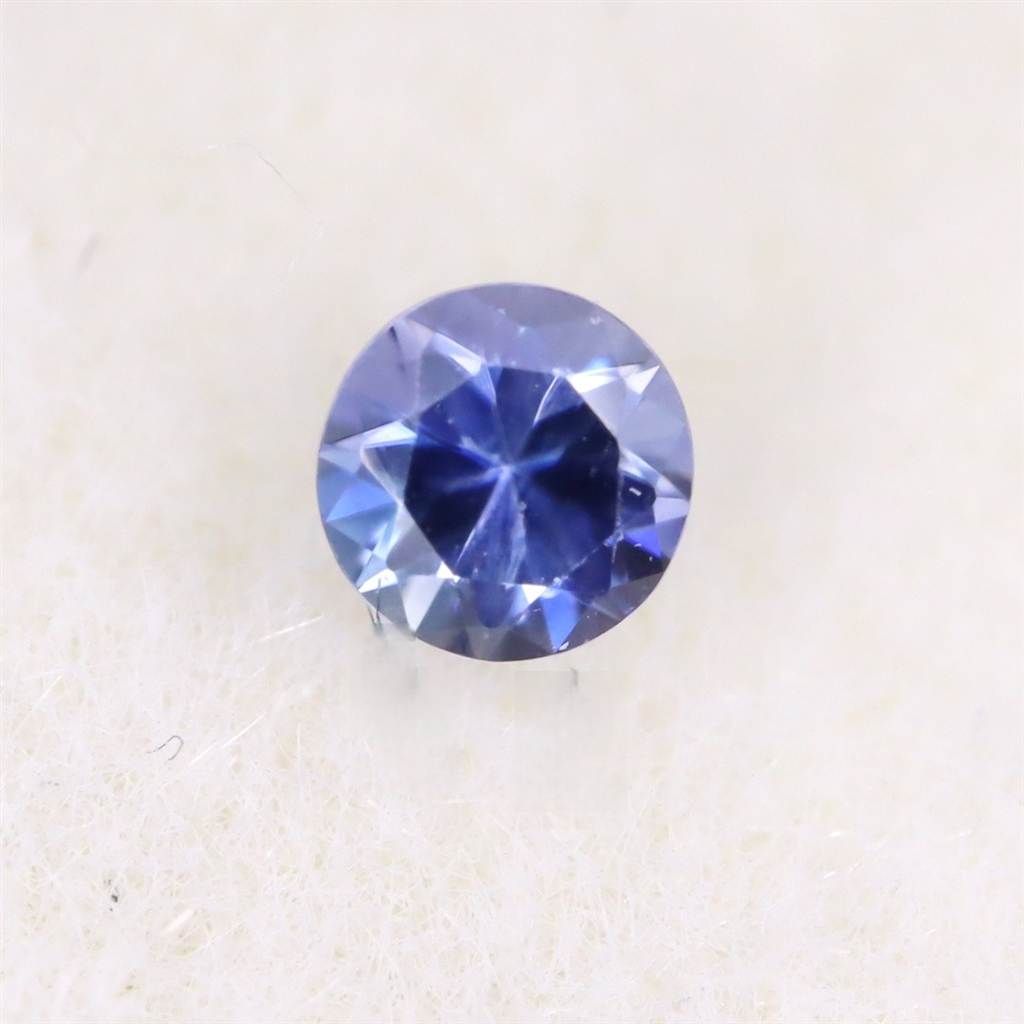 ベニトアイト 2.2mmラウンドカット ルース type. G 0.05ct 石 榎本通商33154
