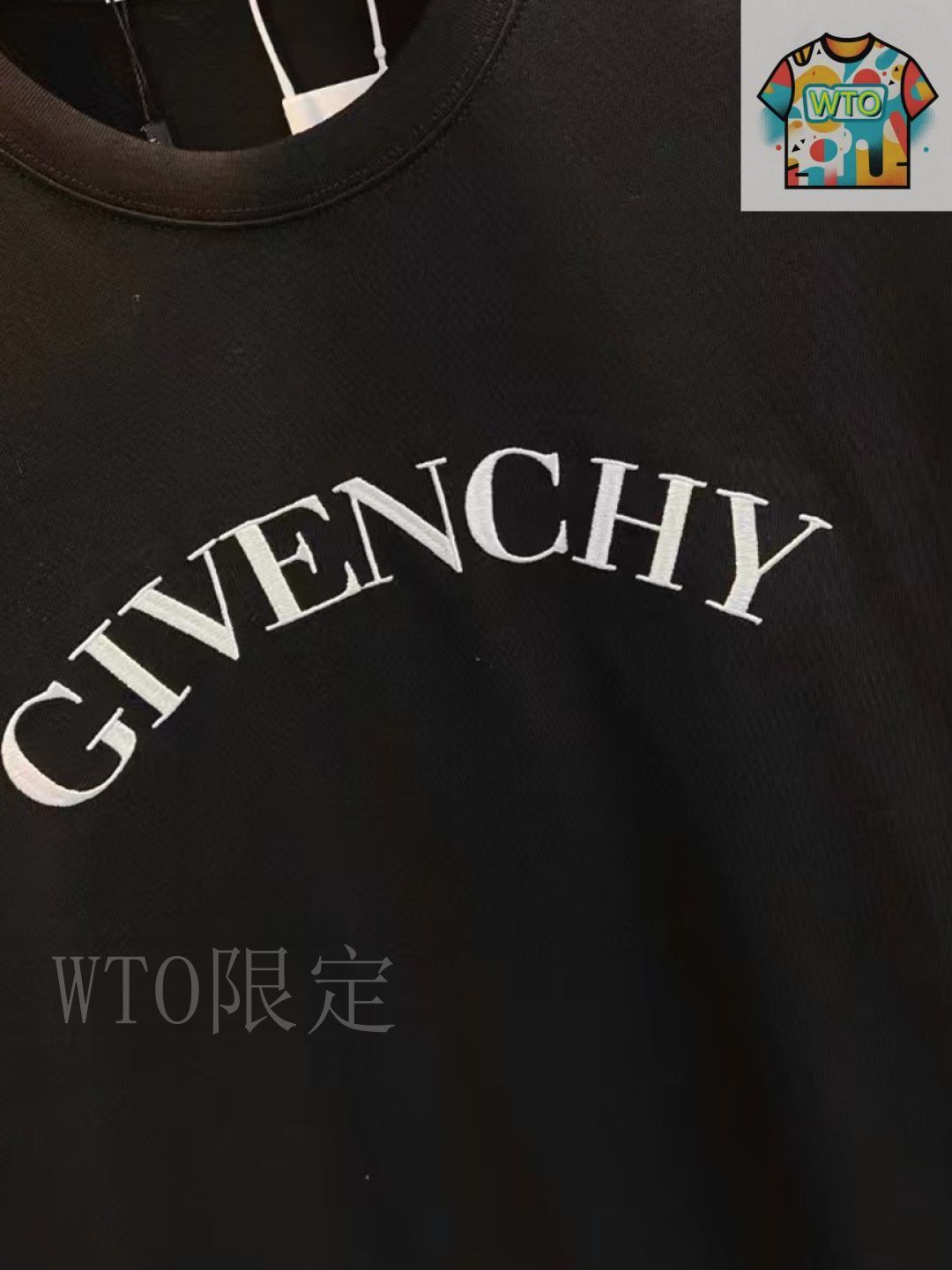 GIVENCHY