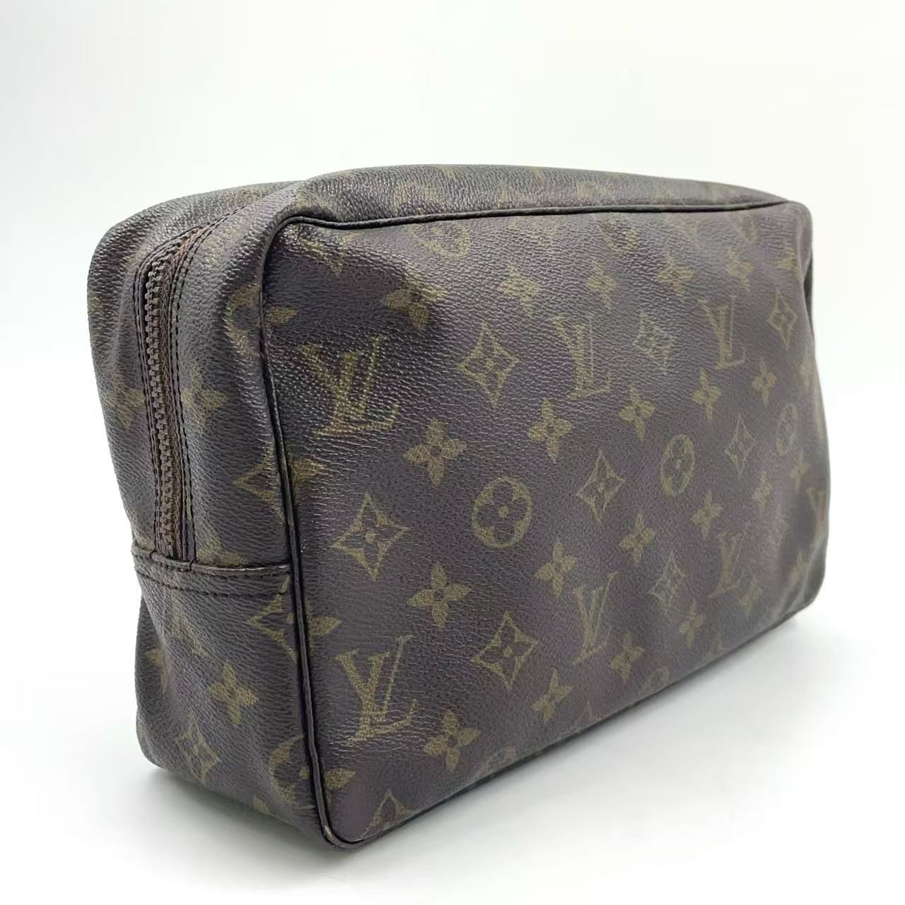 LOUIS VUITTON トゥルース トワレット M47522 ポーチ ルイヴィトン