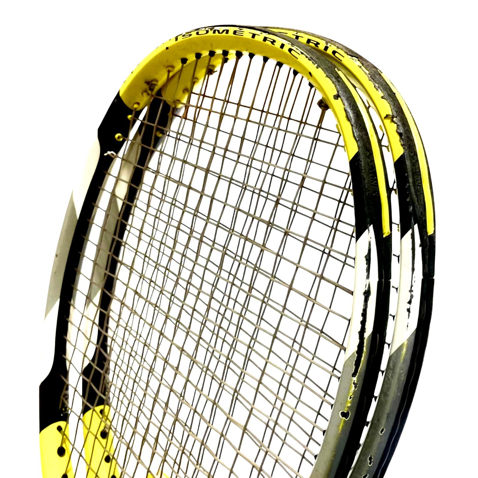 YONEX