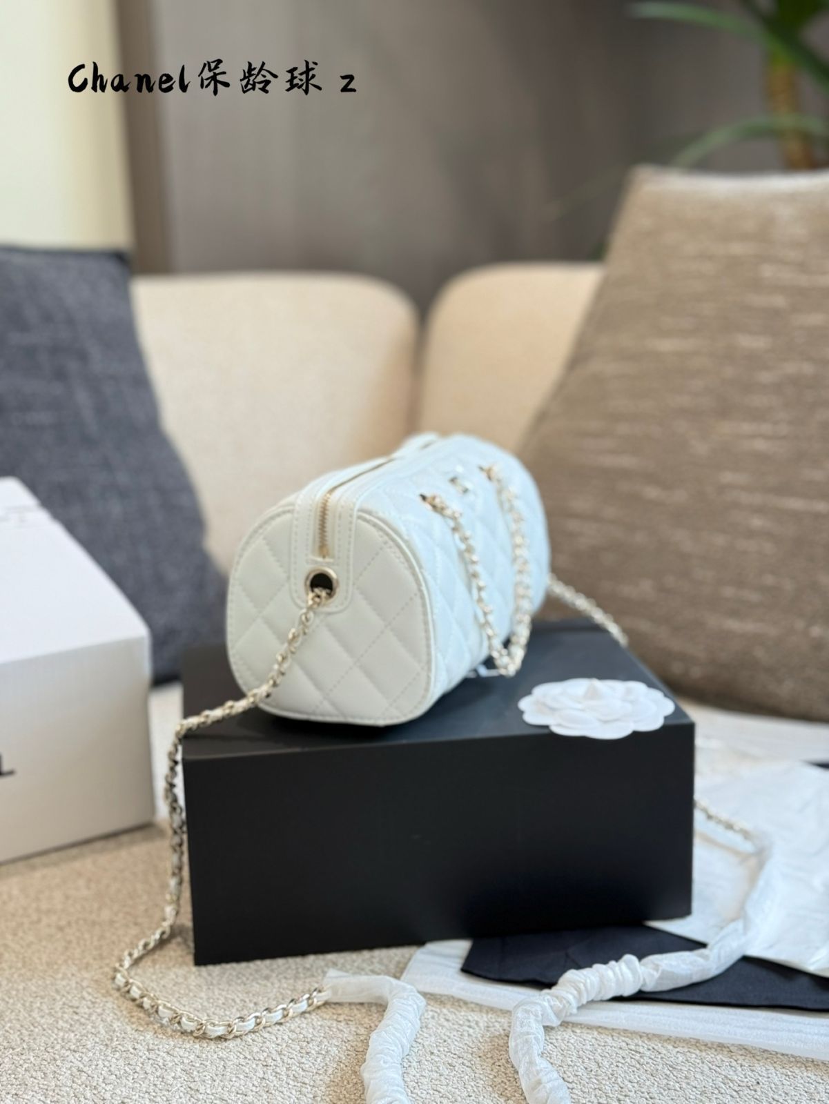 今日特価】Chanel 中球ミニボウリングバッグ ホワイト - Medium