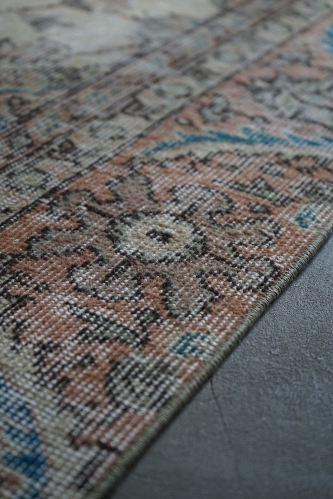 ヴィンテージトルコラグ 石田ゆり子さん ヴィンテージラグ トルコ