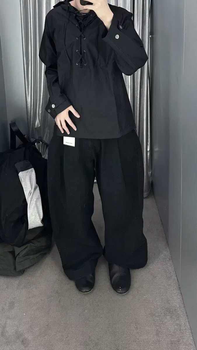 Pleats Trousers