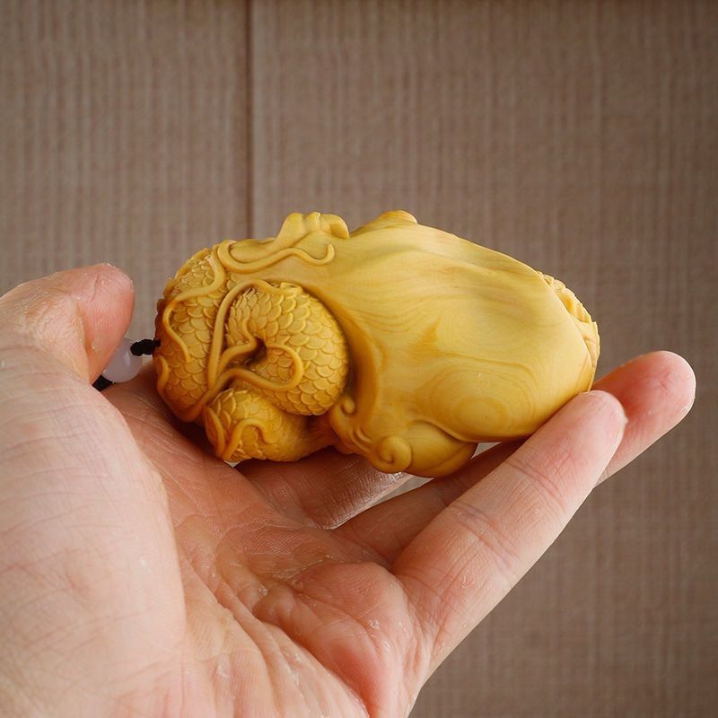 柘植　龍(ドラゴン )木製彫刻 置物黄楊繊細彫刻　木製 中国 ツゲ龍置物 美術品 黄楊 木製 彫刻｜輸入マート