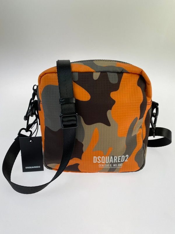 メンズ DSQUARED2 ディースクエアード CBM0034 16805525 CERESIO 9 CAMO CROSSBODY カモ クロスボディバッグ 188-240909-me-23-MIN