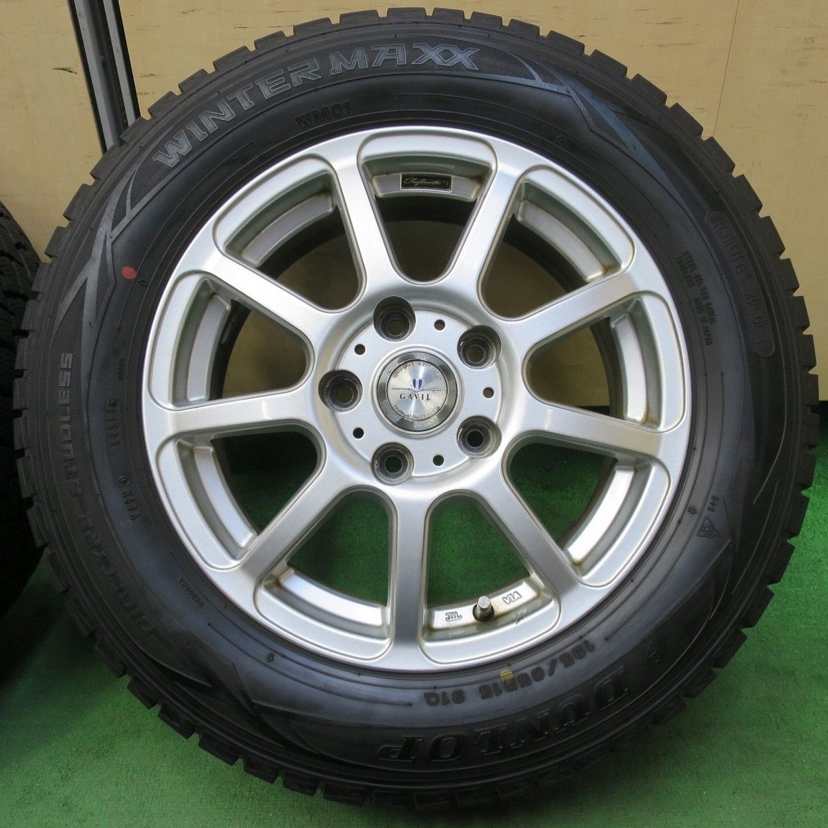 ◇中古バリ溝ダンロップ195/65R15スタッドレスセット　プリウス、レガシィ ◇中古バリ溝ダンロップ195/65R15スタッドレスセットプリウス、レガシィ