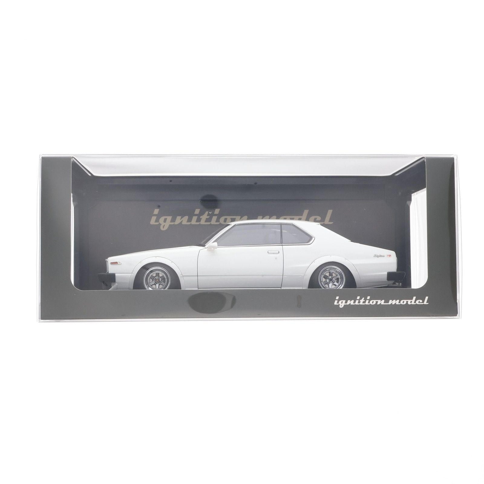 1/18 Nissan(ニッサン) Skyline(スカイライン) 2000 GT-ES C210