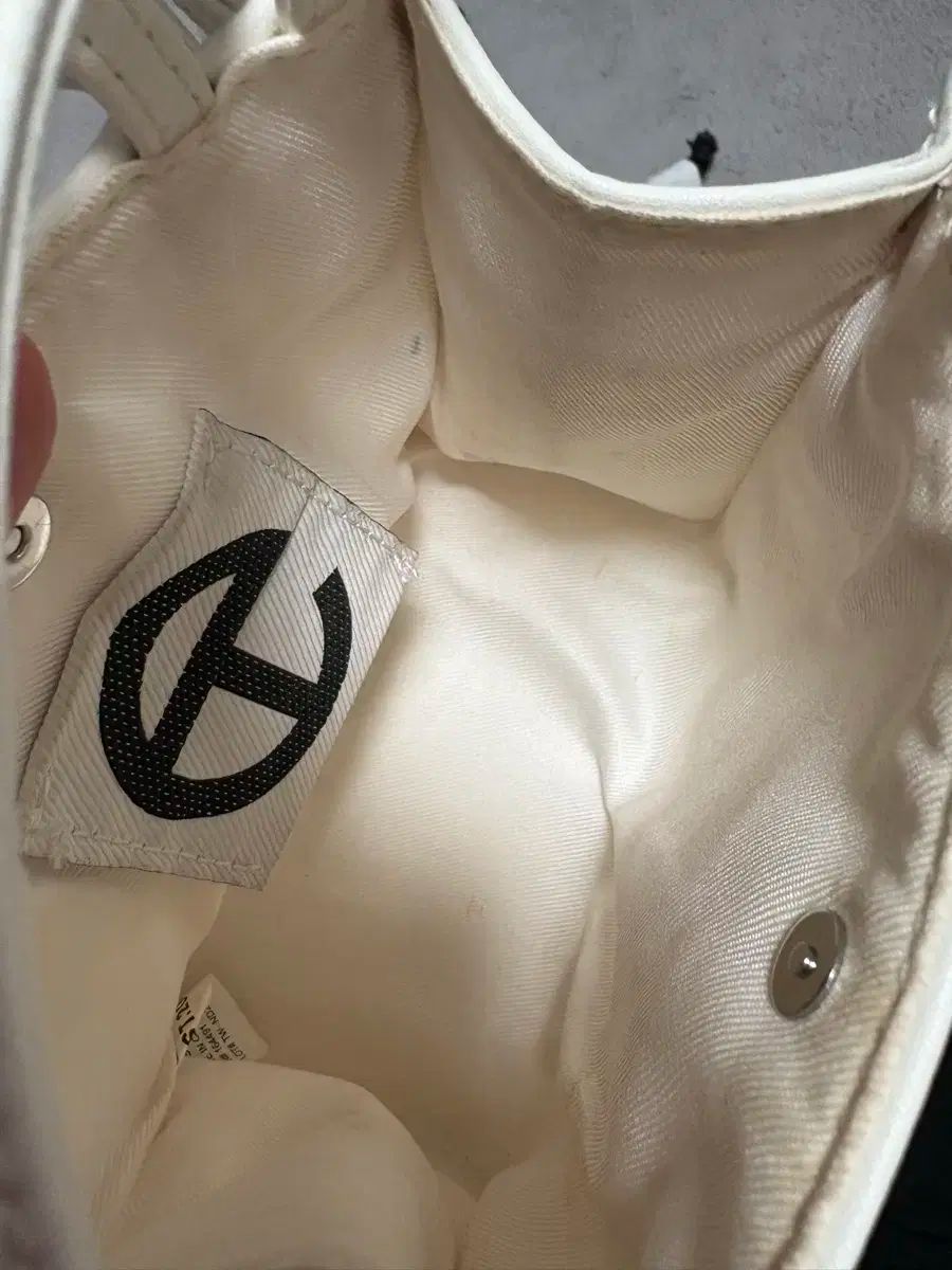 Telfar スモールショッピングバッグ ホワイト Telfar テルファースモール ショッピングバッグ ホワイト