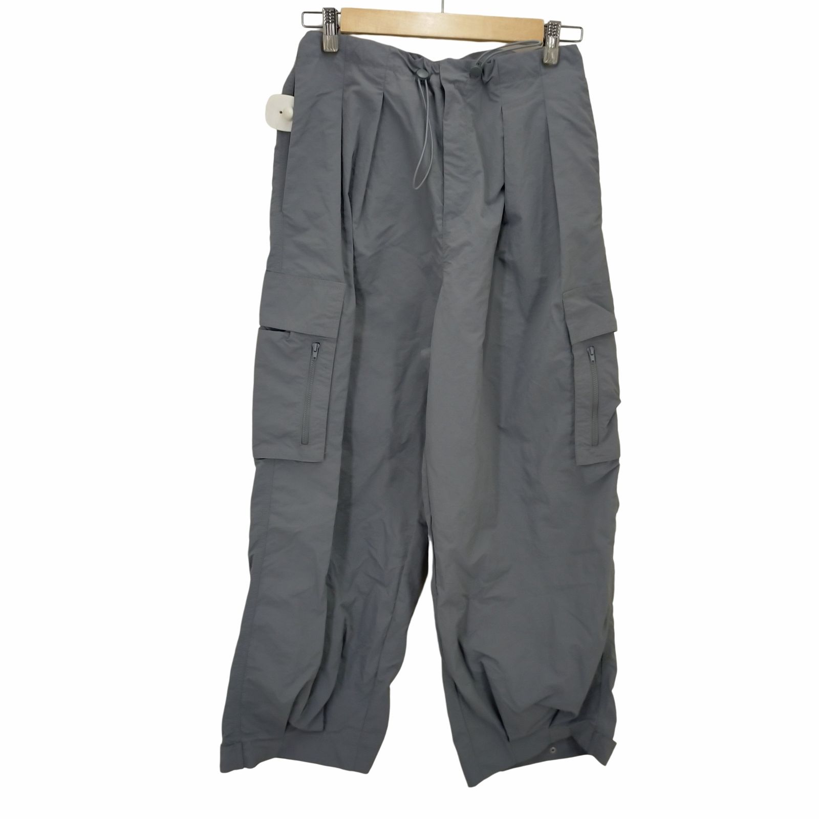 ザラ ZARA NYLON CARGO PANTS レディース JPN：S - メルカリ