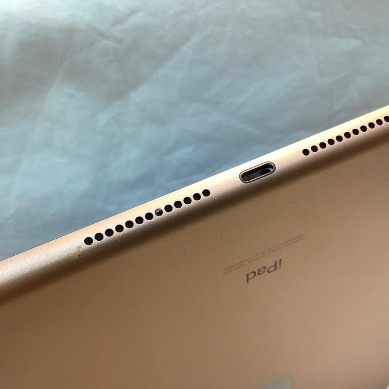 アップル（APPLE）iPad 第7世代 Wi-Fi 32GB MW762J/A A2197