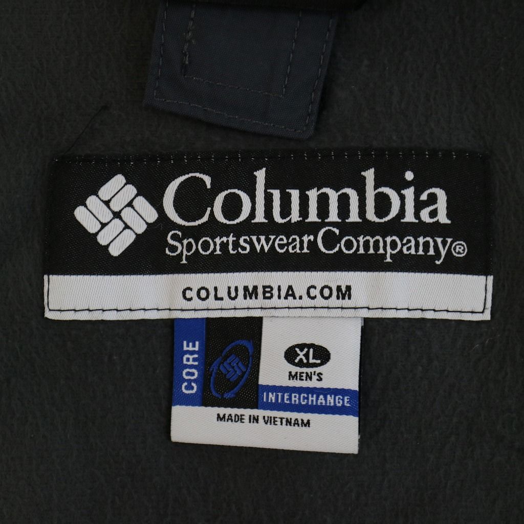 Columbia コロンビア マウンテンパーカー 刺繍 アウトドア アウター 登山 ライトグレー (メンズ XL) 中古 古着 O4993 Columbia コロンビア マウンテンパーカー 刺繍 アウトドア アウター 登山 ライトグレー (メンズ XL) O4993
