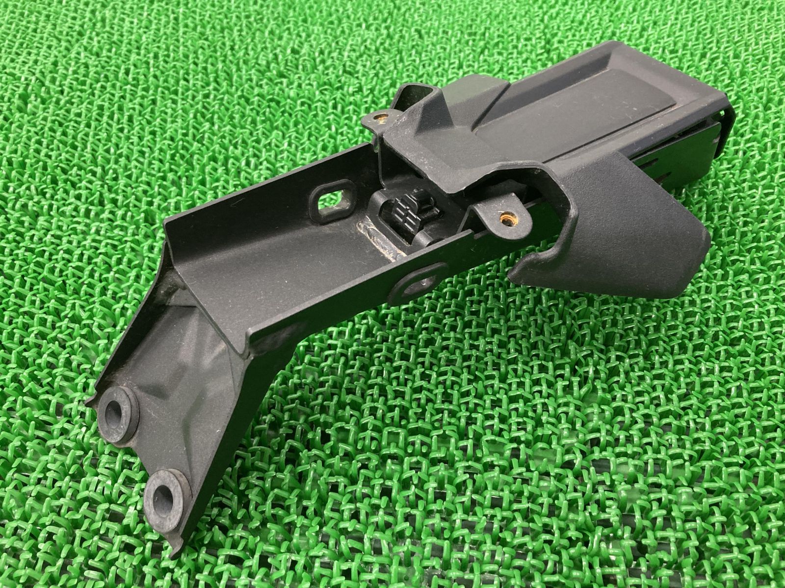その他 k ZX-25R リアフェンダーステー 14093-0960 カワサキ 純正 中古