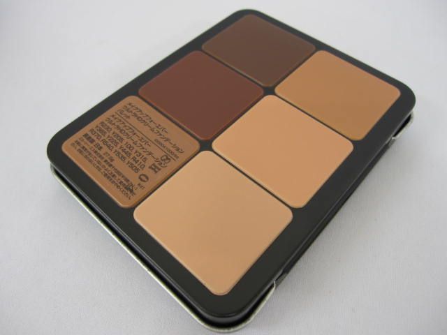 ウルトラHDクリームファンデーションパレット