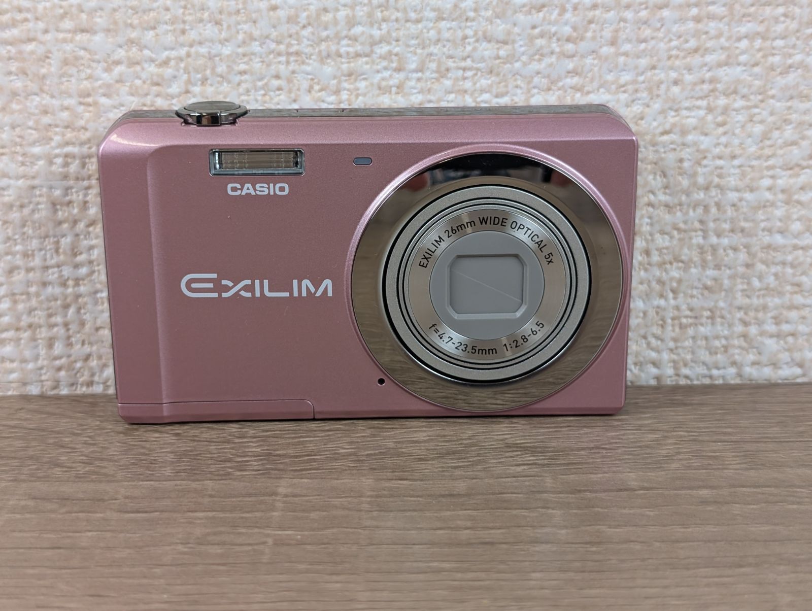 人気色 CASIO EXILIM EX-ZS5 ピンク 薄型軽量ボディ USB充電対応で便利 広角26mm 光学5倍ズーム エクシリム 高画質デジカメ スナップ