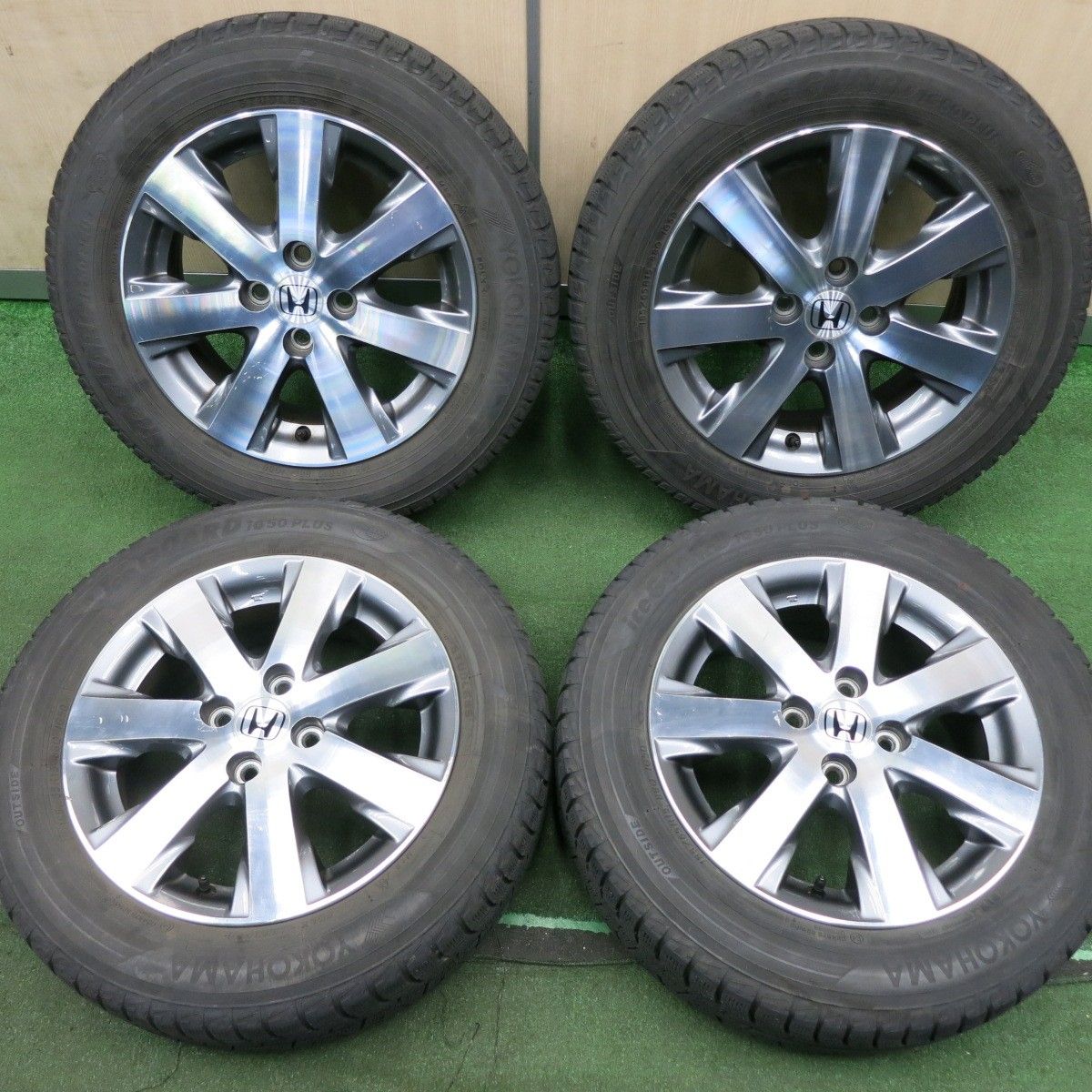 送料無料* バリ溝！8.5分☆ホンダ フリード 純正 185/65R15 