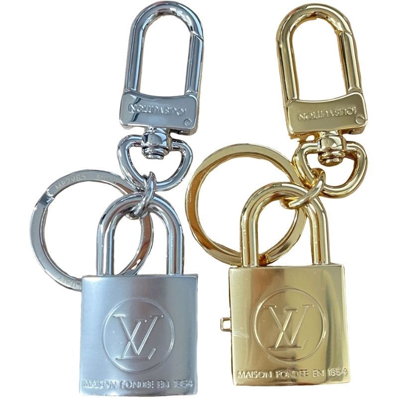 Louis Vuitton キーホルダー ゴールド シルバー