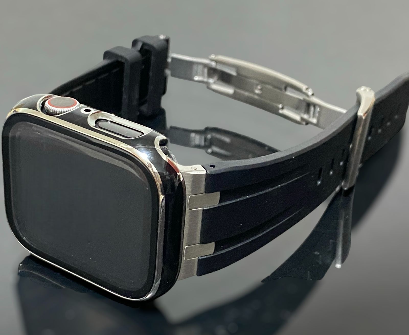 ブラックシルバーライン＆強化型別注シルバーバックル アップルウォッチ ラバーベルト Apple Watch ケース カバー ultra ウルトラ 38mm 40mm 41mm 42mm 44mm 45mm 49mm Apple Watch バンド