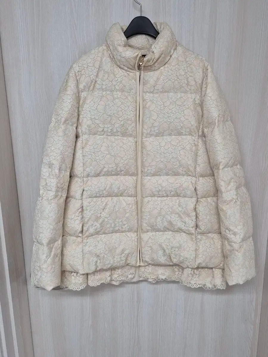 RENEEVON アイボリー レースダウン