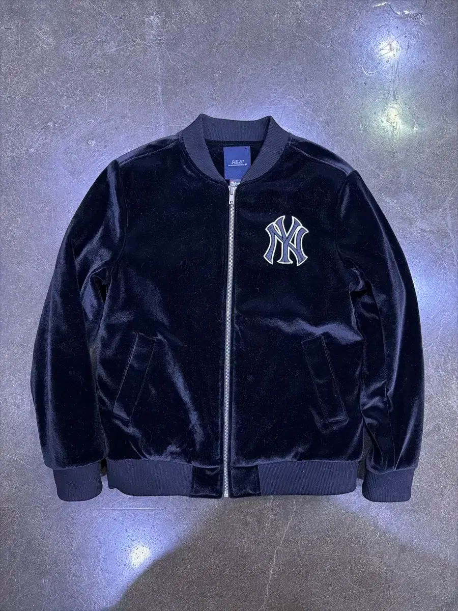 MLB ニューヨーク ヤンキース アメリカン リーグ ツアーベルベット ジャージ トップス 13Y