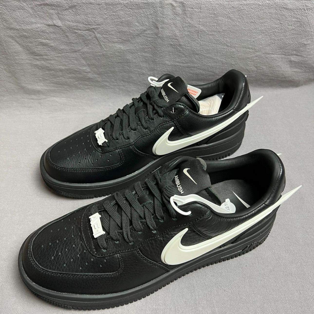 AMBUSH × ナイキ エアフォース 1 ロー「ブラック」スニーカー AMBUSH × Nike Air Force 1 Low "Black"