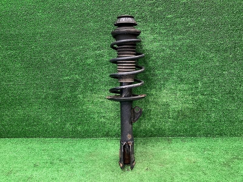 ヴィッツ NSP135 右フロントストラット F 4WD 48510-52G00 48510-52G00 1F7