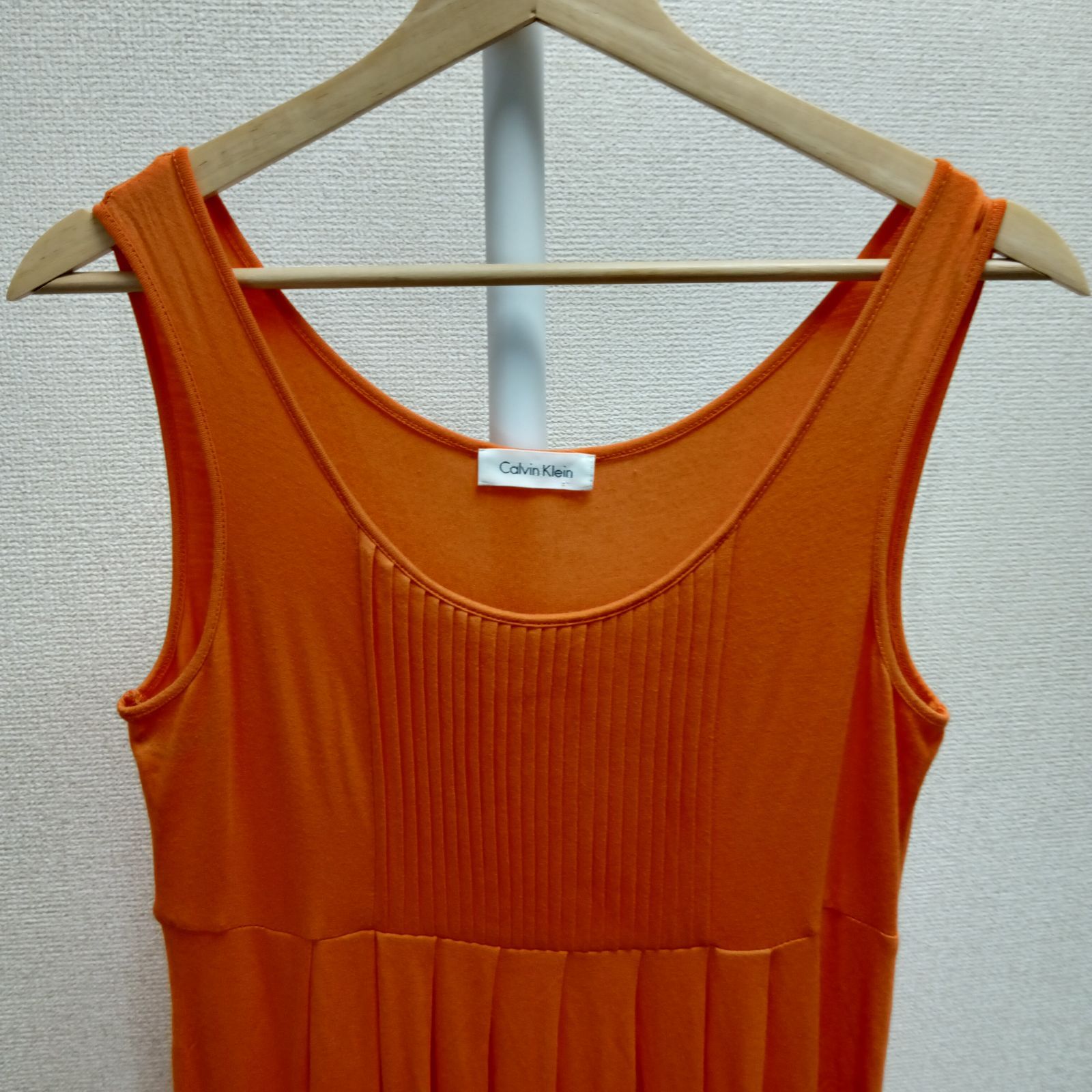 訳あり.. Calvin Klein】カルバン・クライン ノースリーブ ひざ丈