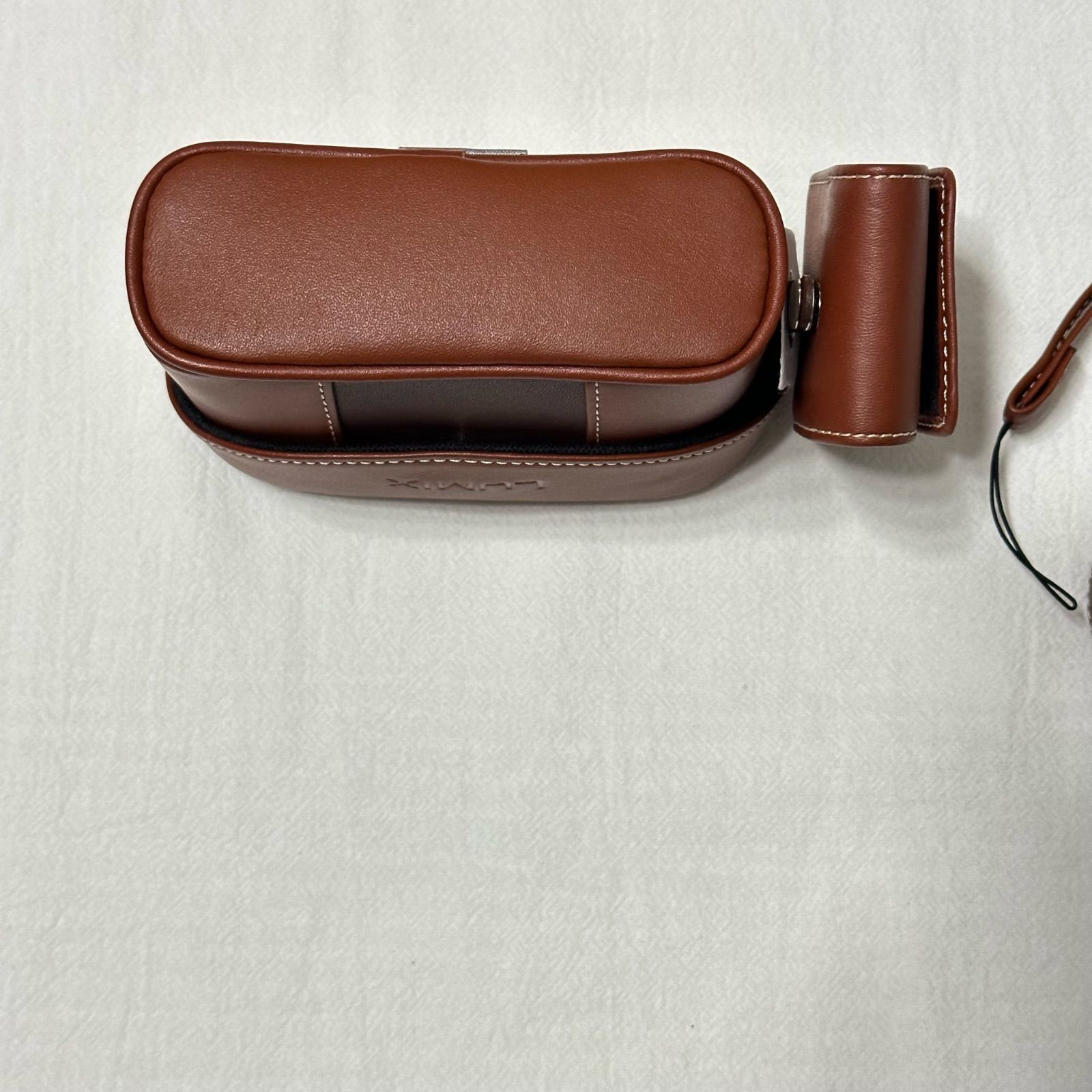 Panasonic LUMIX DMC-TZ5 ＋ 別売り本革カメラケース付き Panasonic