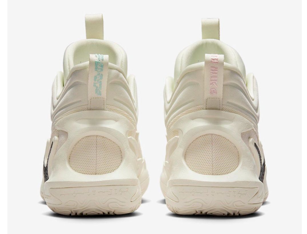 NIKE DH1537-100新品バスケットボールシューズ サイズ 29.5CM US11.5  