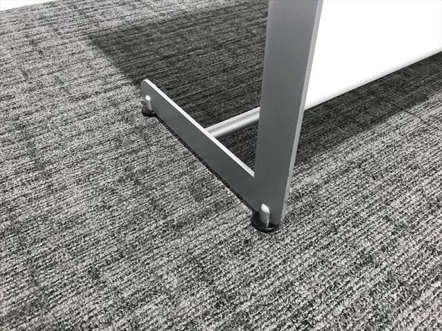 雑誌架 オカムラ