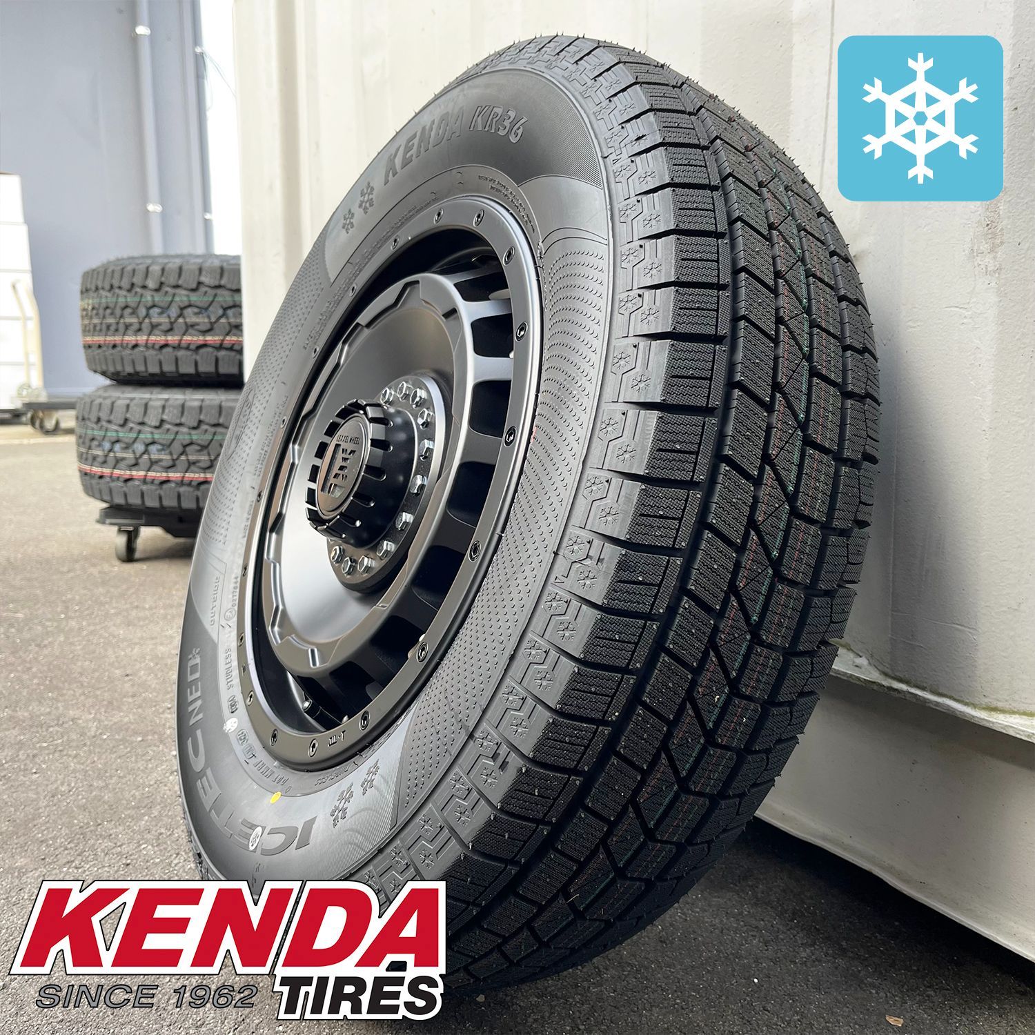 スタッドレス【16インチ】RAV4 デリカD5 エクストレイル エクリプスクロス CHR CX5 KENDA KR36 215/65R16 215/70R16  新品タイヤホイールセット 16インチ １台分 - メルカリ