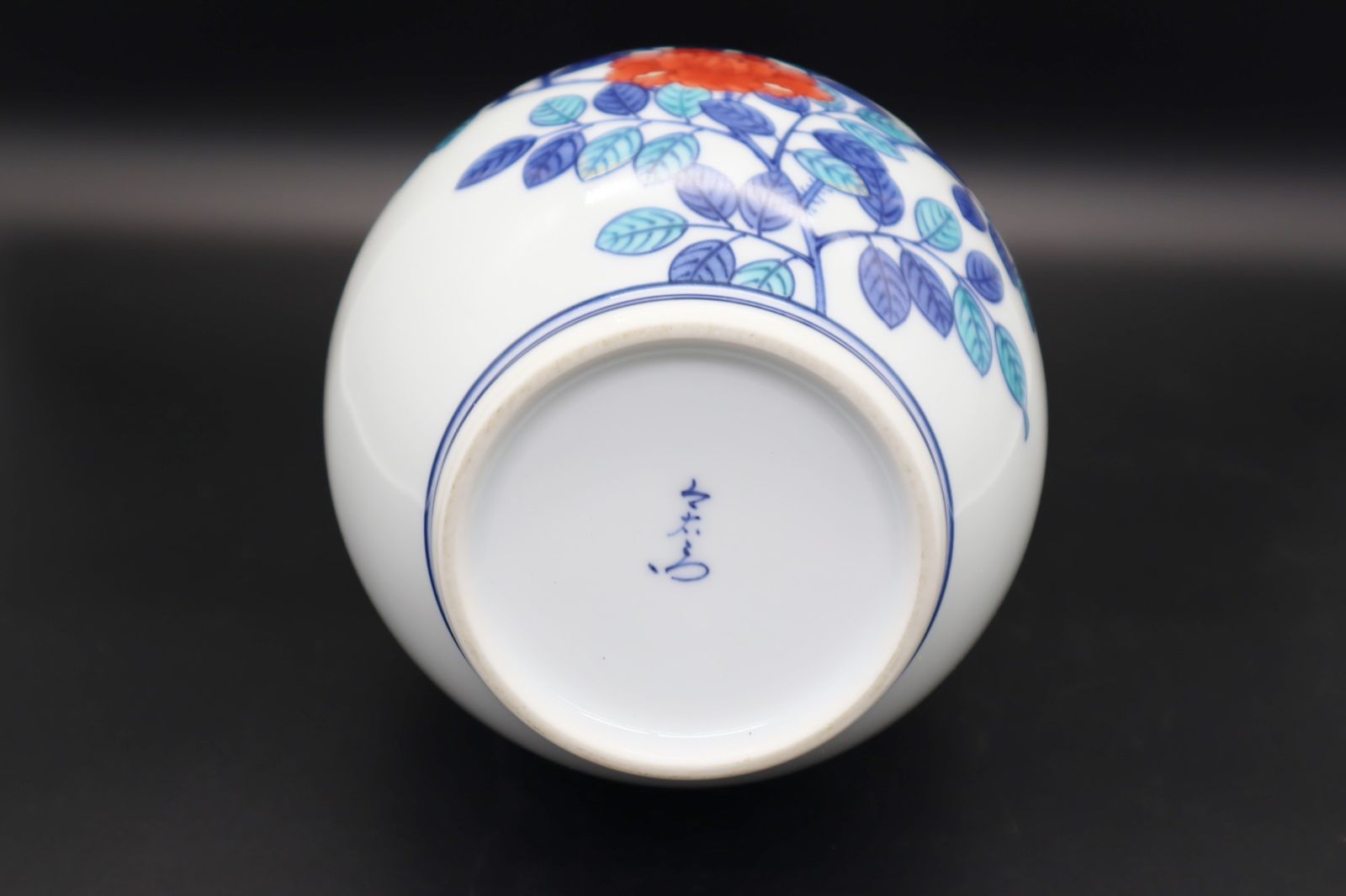 人間国宝【十三代今泉今右衛門】錦　紫陽花絵　花瓶　共箱　【真作保証❗️】 人間国宝【十三代今泉今右衛門】錦 紫陽花絵 花瓶 共箱 【真作