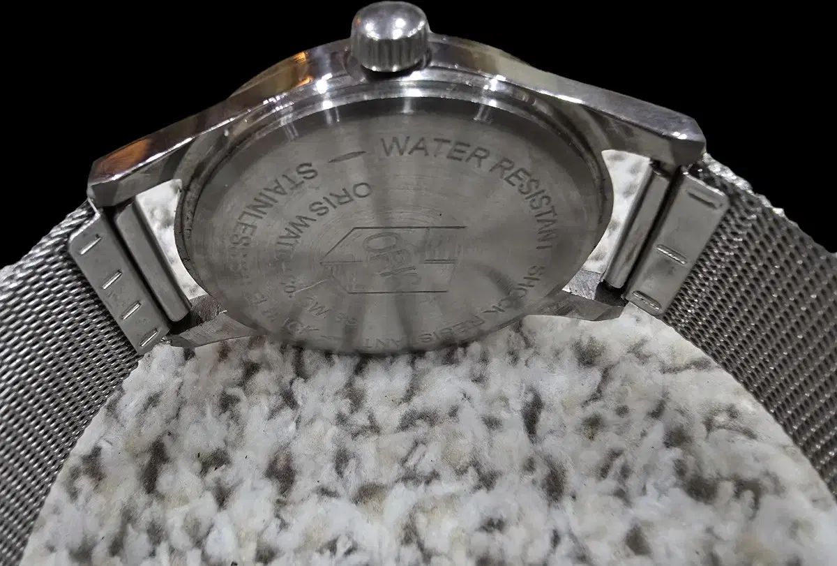 ORIS ナイトライト