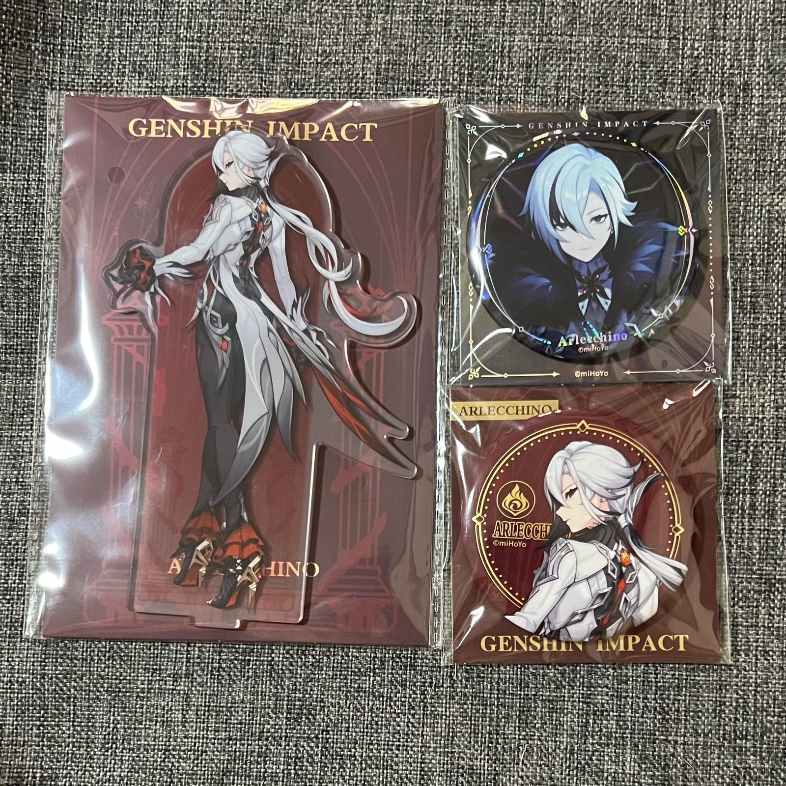 公式正規品 アルレッキーノ アクリルスタンド 缶バッチ 原神