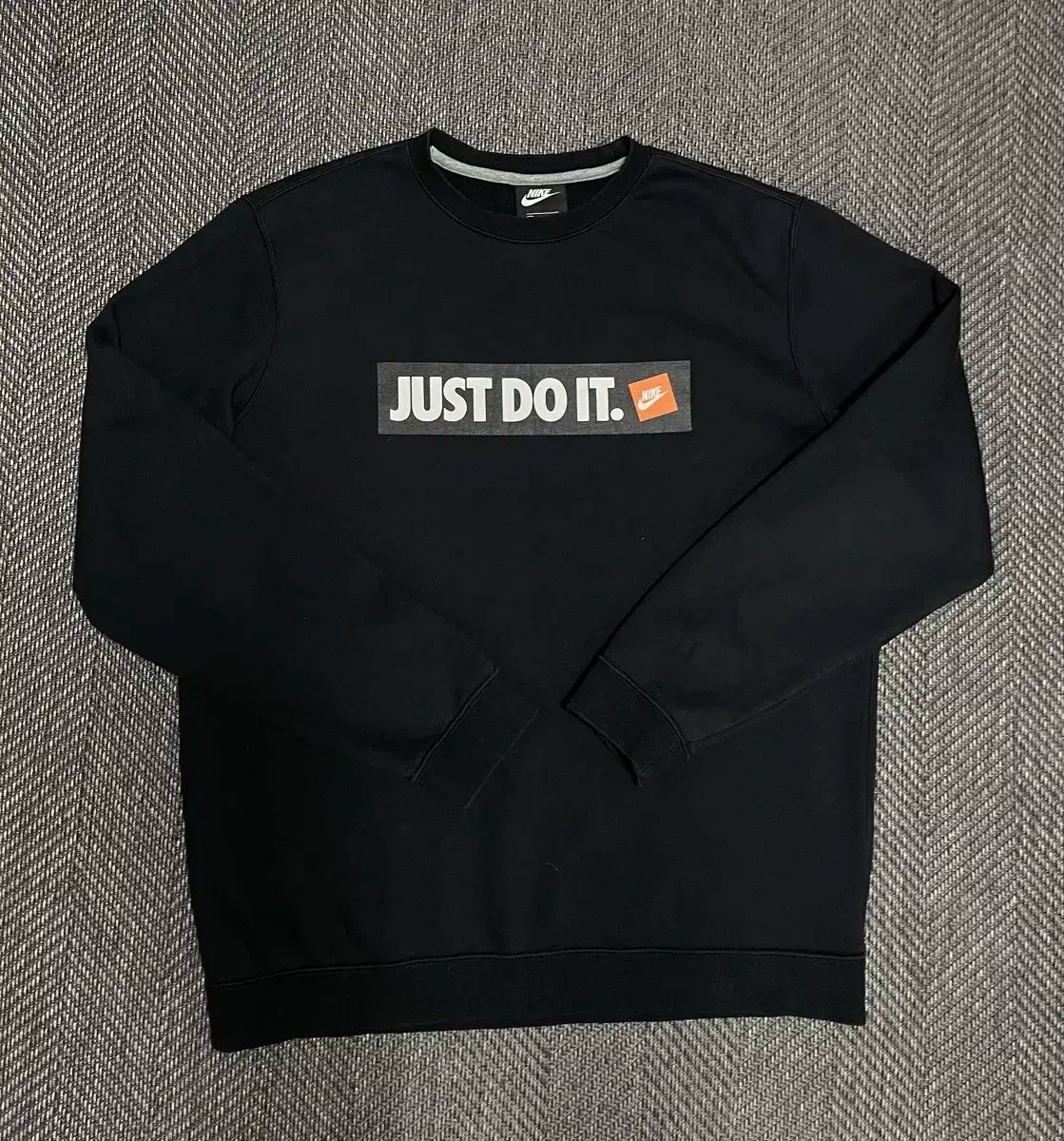【雷市場（ポンジャン）商品韓国直送】 XL ナイキ ( NIKE ) ブラッシング パーカー