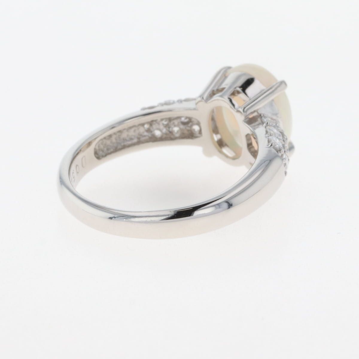 在庫一掃】 オパール デザインリング プラチナ 指輪 メレダイヤ リング  