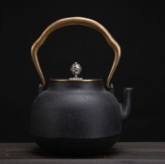老鉄瓶 鉄びん やかんを沸かす 急須を入れる 鋳鉄製の壷 ティーポット大容量 手作り コーティングなし お茶の道具 1400ml
