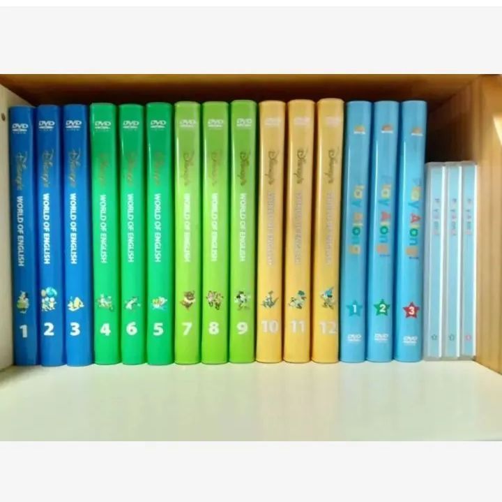 DWE ディズニー英語システム　最上級フルセット2018年 未開封多数DVD版 DWE ディズニー英語2018年最上位フルセットdwe