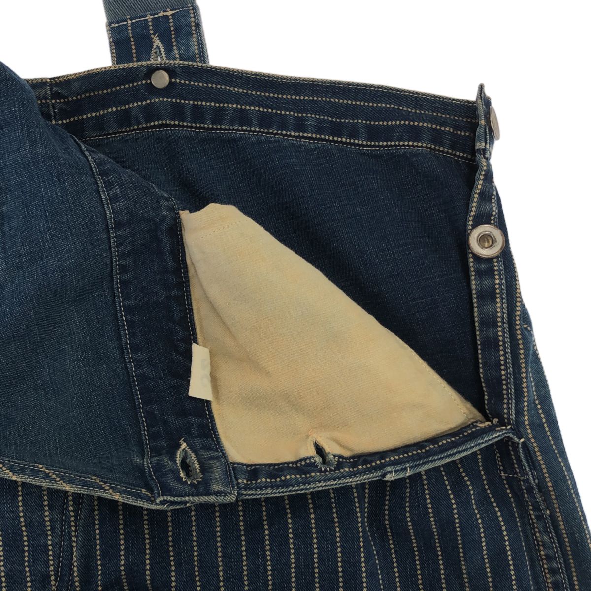 ヘラーズカフェ オーバーオール WAREHOUSE へラーズカフェ