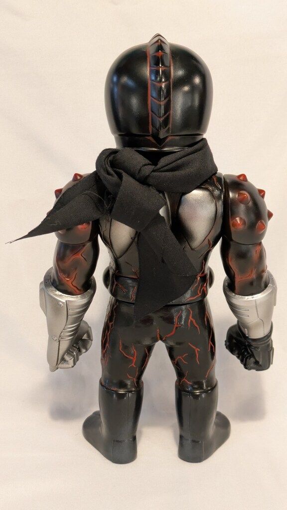 REALHEAD/CORDVIPER 真マシンサイダー 黒成型 赤/銀青塗装 ピンク目